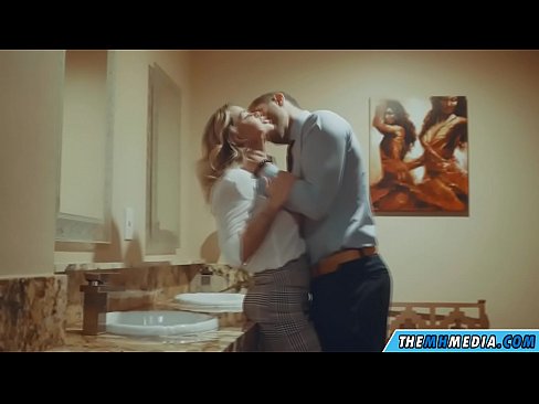 ❤️ Cuando una rubia tetona te seduce en un baño público ❤❌ Porno duro en es.tubesexer-com.ru ❌️❤️❤️❤️❤️❤️❤️❤️